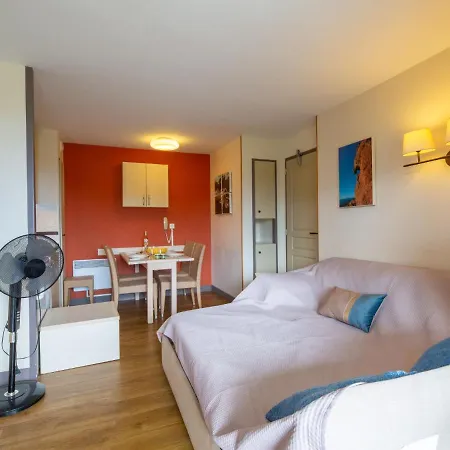 Apartment L'Esquinade - P3 315 By Interhome * Saint-Raphaël